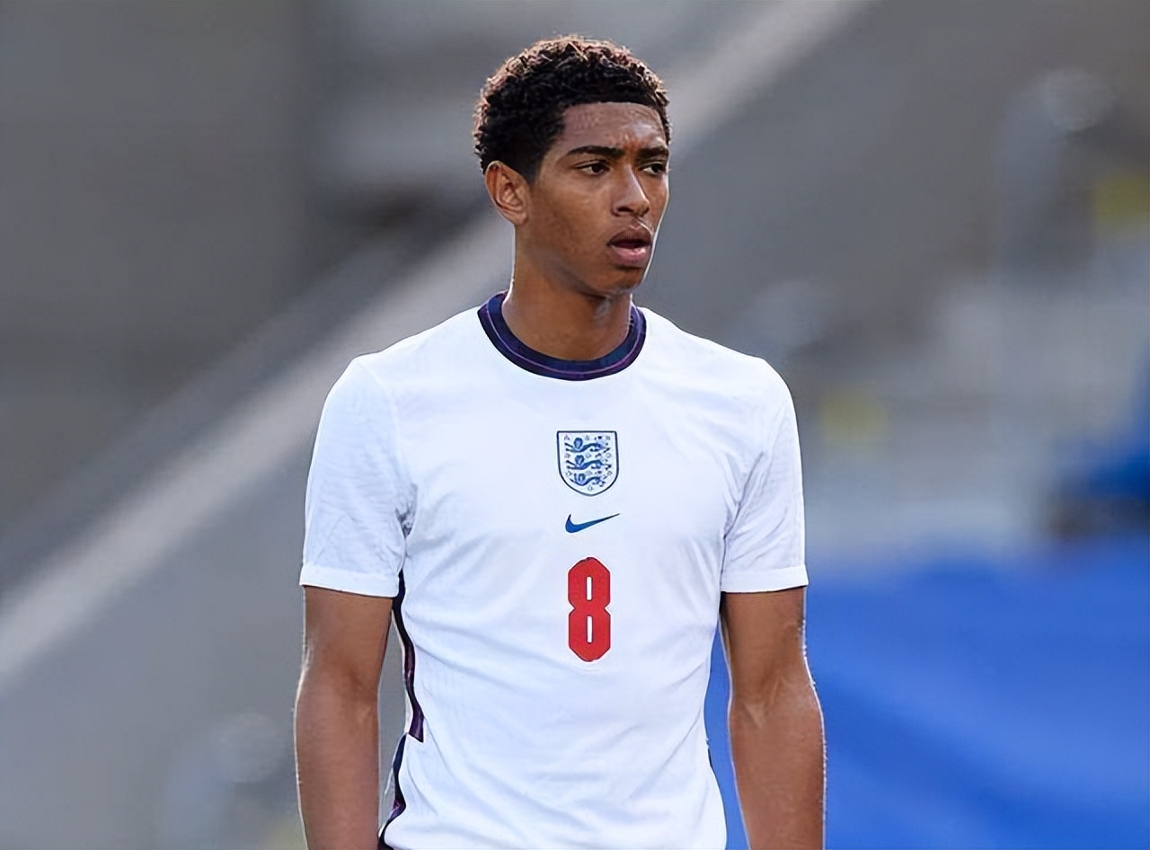 阿斯报预测巴萨vs毕包首发：霍安加西亚回归，亚马尔领衔三锋（《阿斯》预测巴萨对阵毕尔巴鄂首发：霍安-加西亚复出，亚马尔领衔锋线三人组）