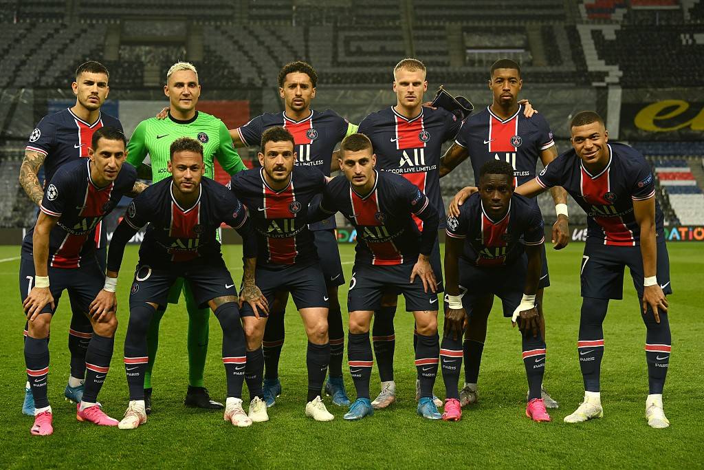 没变胖！哈兰德社媒晒称重照片，严格遵循瓜帅的体重管理要求（哈兰德晒称重照否认发福，严格执行瓜帅体重管控）