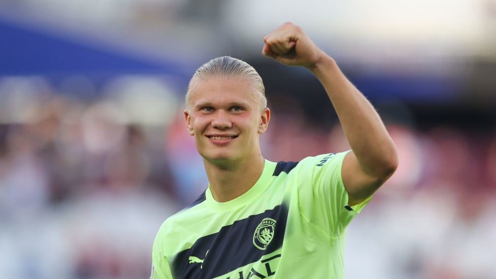 世体：梅西在进入诺坎普前没联系巴萨的任何人请求许可（世体：梅西进诺坎普前未与巴萨任何人沟通获取许可）