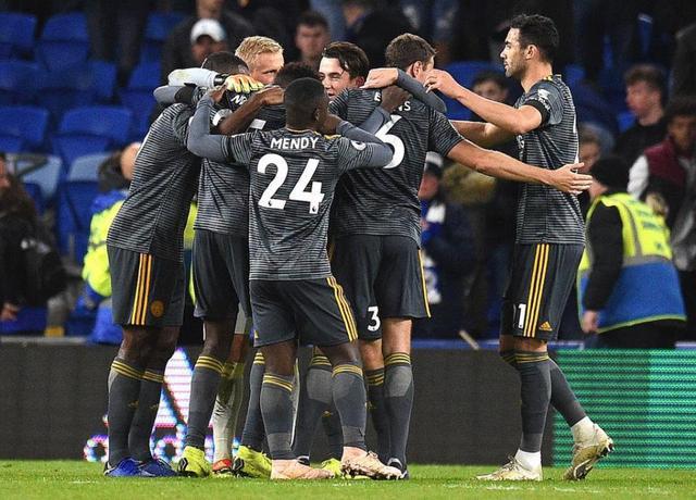 皇马连续三轮平局遇危机！西甲第19轮提前上演，白衣军团能否止住颓势？（皇马三连平陷入低谷？西甲第19轮提前打响，白衣军团能否扭转颓势）