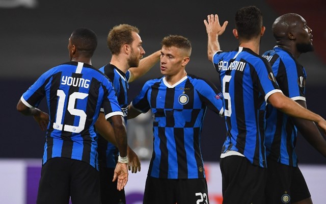 广东男篮防守稳固力克上海（广东男篮凭稳健防守击败上海队）