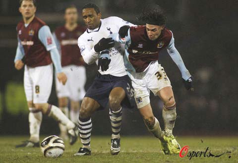 这脚传球是不是开挂？（这一脚传球逆天了吧？）