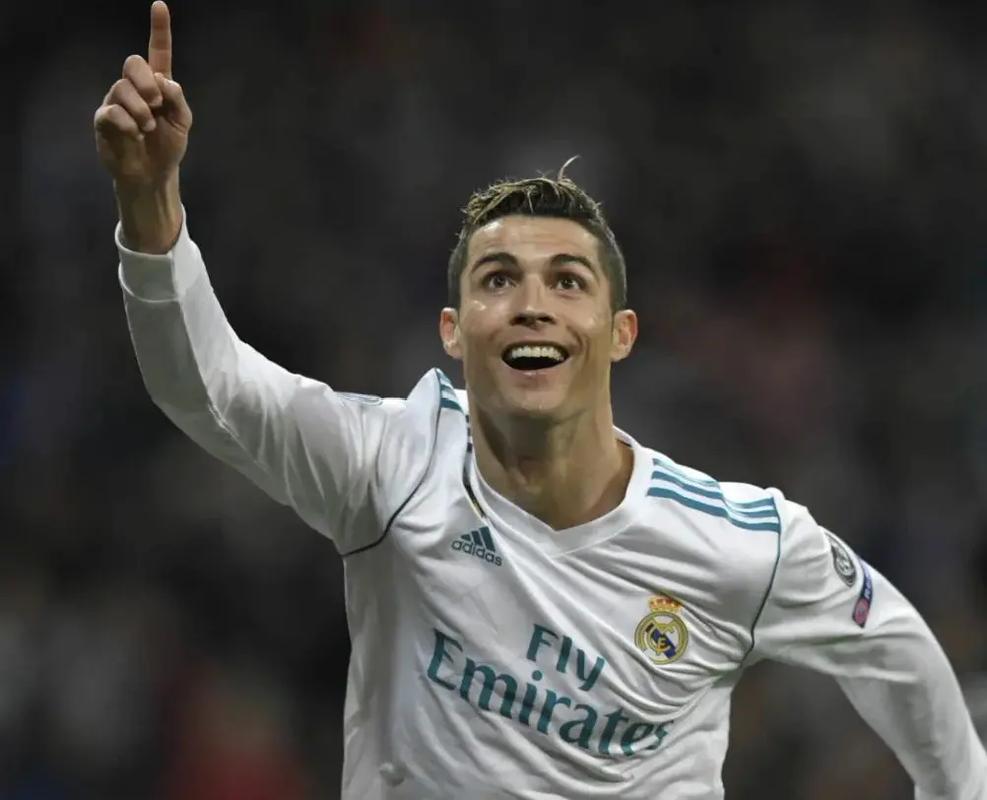 足球职业化的全球趋势