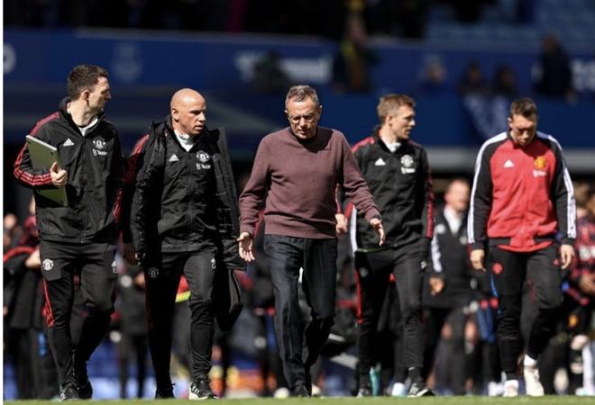 篮球篮网主帅接受采访谈战术（篮网主教练受访解析战术思路）