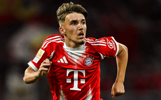 马卡盛赞库库：带领蓝军击溃巴萨，没人能质疑他国家队主力位置（马卡力挺库库：率切尔西痛击巴萨，国家队主力地位毋庸置疑）